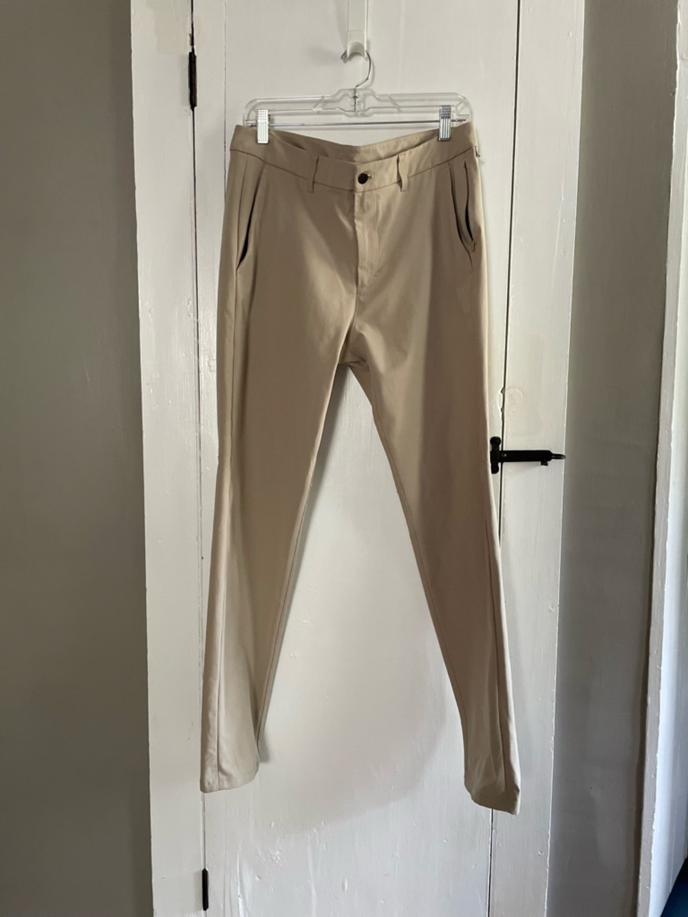LULULEMON Commission Pant Warpstreme performance 34"x32" Khaki Pant Item #M5974S